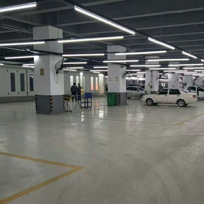 Temiz ve hassas boyama için ayakta duran tip otomotiv püskürtme kabin