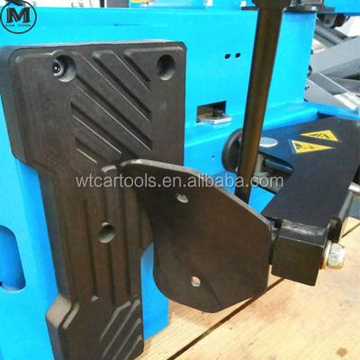 Manual Swing Arm Otomobil Lastik Değiştirme Makinesi 12 Bar Basınç ve İsteğe bağlı Geri Eğilme