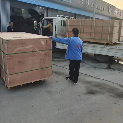 Metal Kollu 360 Dereceli Dokunmasız Araba Yıkama Makinesi 3KW 4pcs kurutucu ile