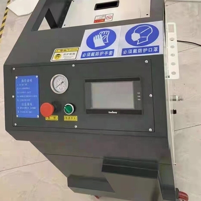 Gri Kuru Buz Patlatma Makinesi Araba Motoru Karbonu Temizlemek için Kapasite 1.5kg/Min