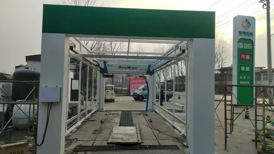 Yüksek Basınçlı 360 araba yıkama makinesi Araba yıkama makinesi Tek kollu Tam otomatik Ters Dönüştürme Araç yıkama